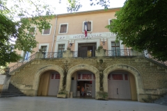 p1000558
