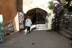 p1000576