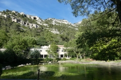 p1000580