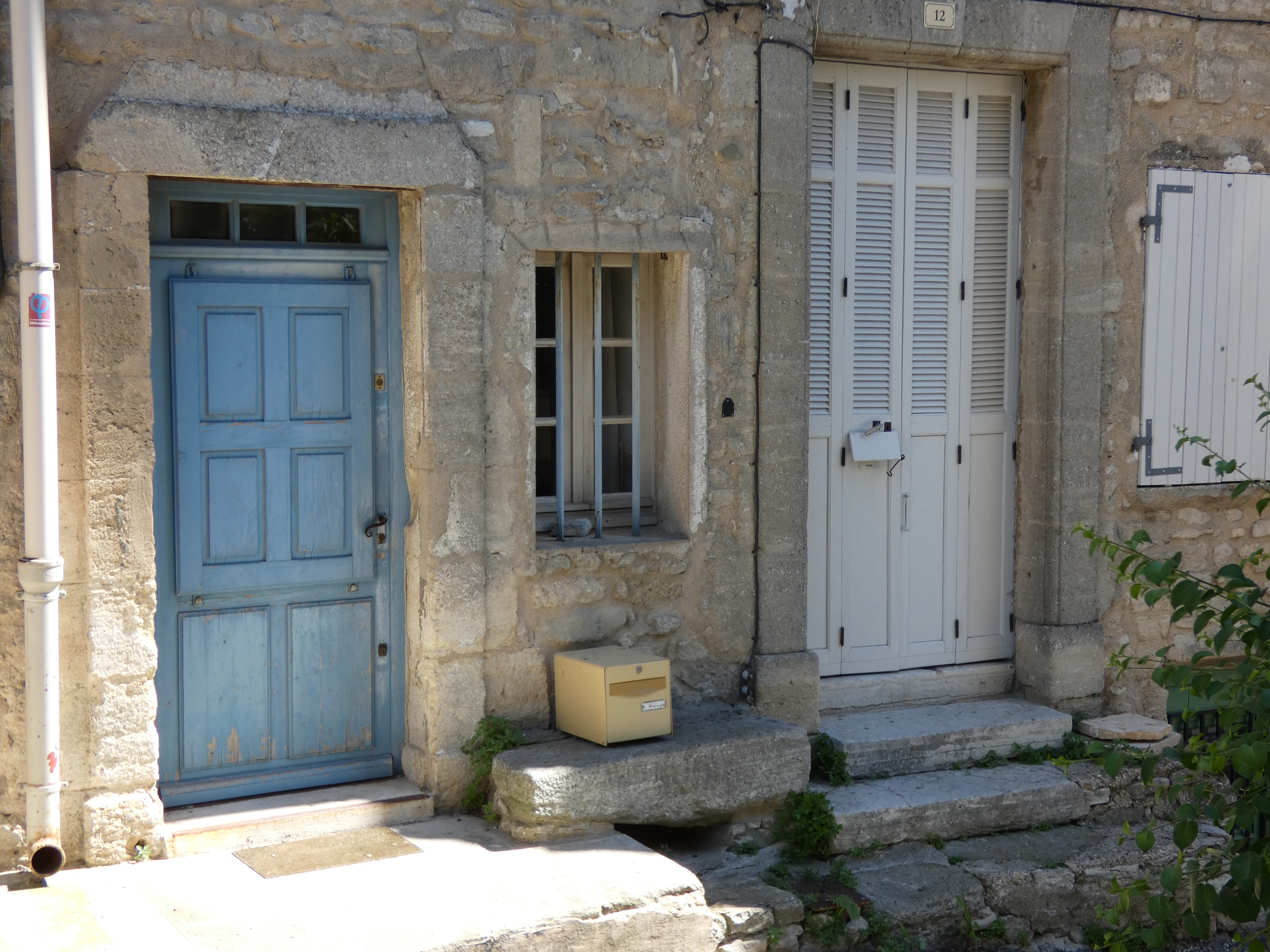 p1000696