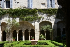 p1000756