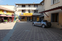 p1000840